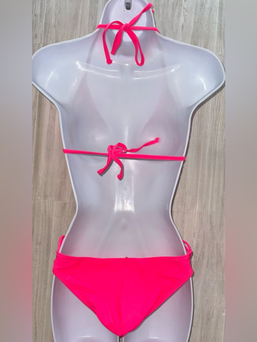 Neon Pink Y2K One-Piece Swimsuit with Side Cut-Outs - size Large - Picture 4 of 12